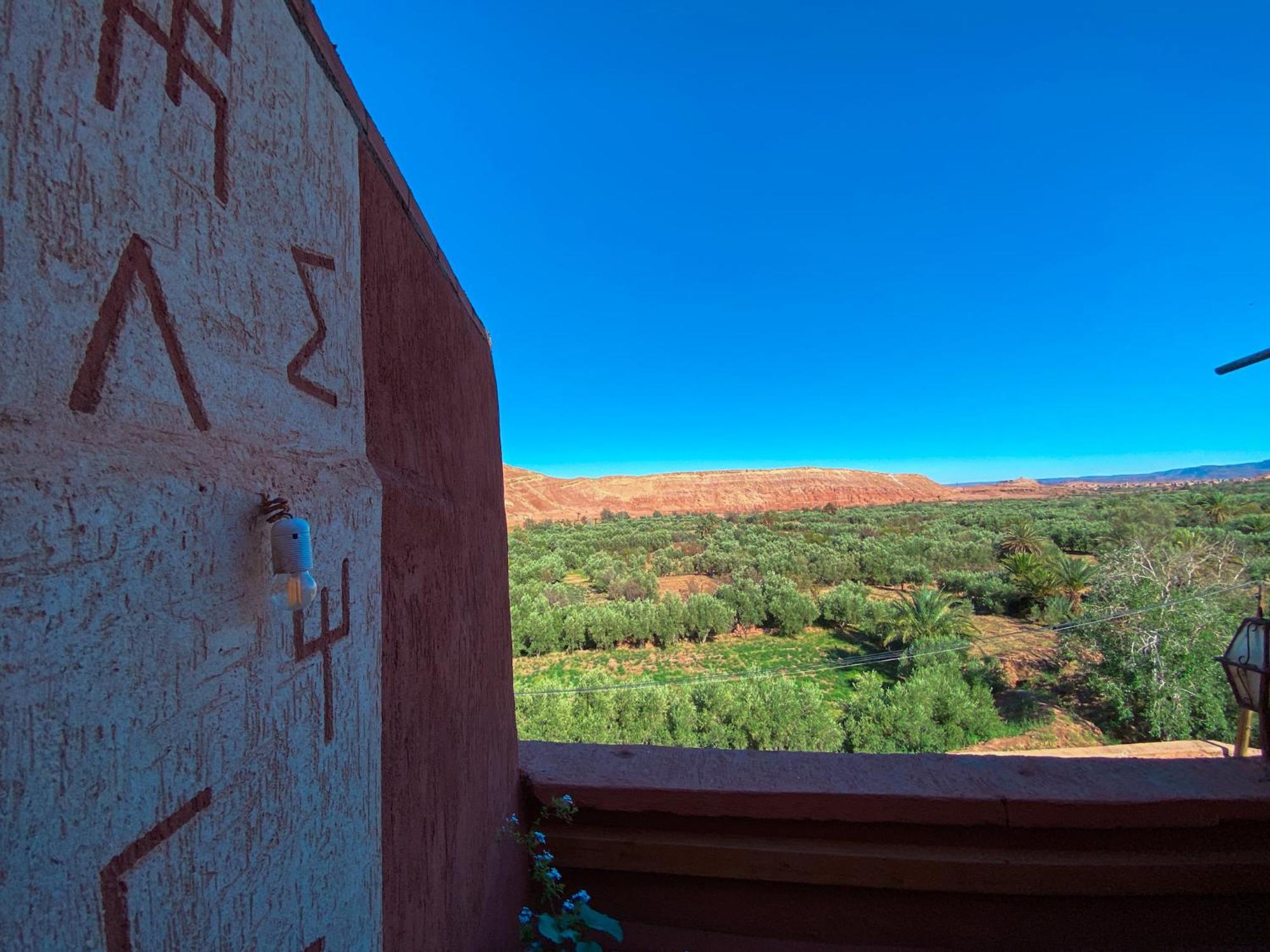 Ayouze Auberge Ait Benhaddou Buitenkant foto